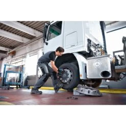 Bosch Slagnøgle Gds 18V-1000 C Solo - 06019J8000 -Bosch Shop bosch slagngle gds 18v 1000 c solo 06019j8000 2